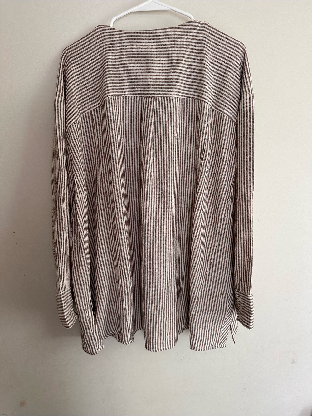 torrid Cream & Brown Striped V-Neck Tunic, 0/L/12 - Picture 2 of 5
